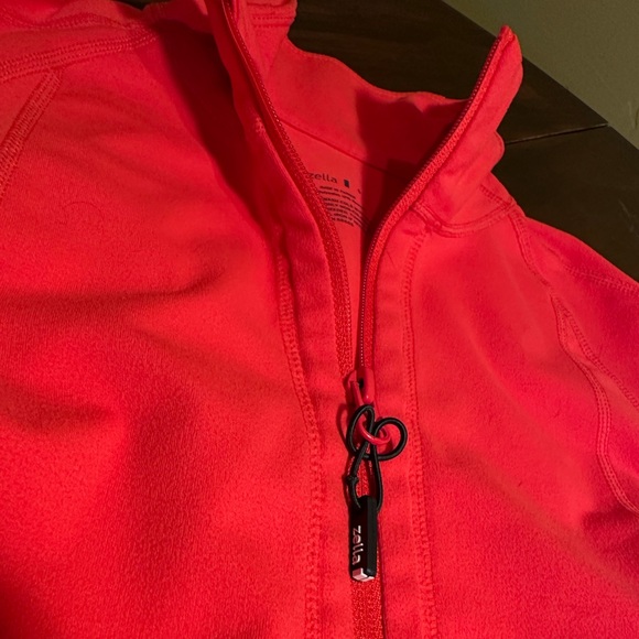 Zella Red Zip Up Jacket - Picture 3 of 4